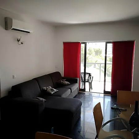 Beach Apartment شقة بورتيماو